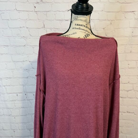 We The Free Main Squeeze Hacci Top size Extra Small - Picture 2 of 9